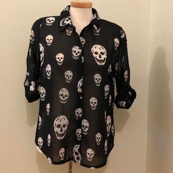 .Séduction Black blouse with skulls - Picture 5 of 8